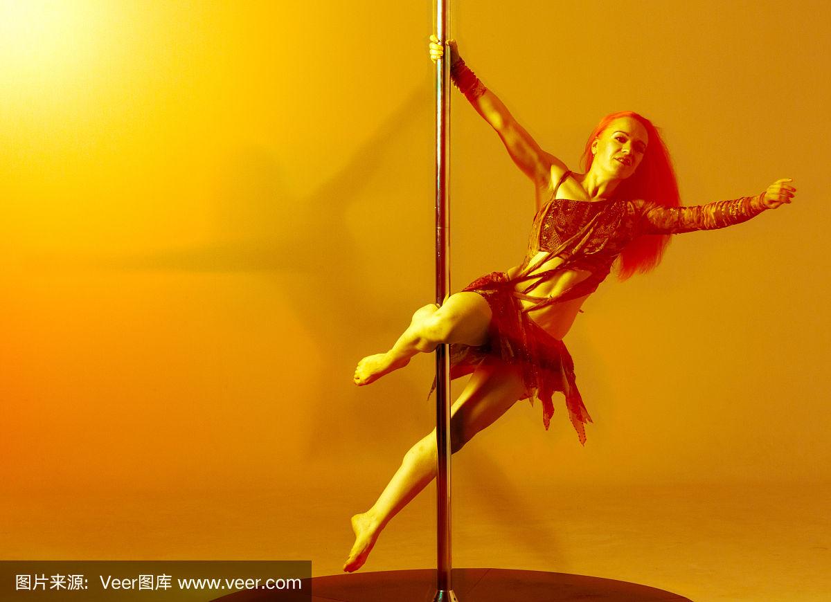 桌面跳舞女郎手机版(桌面跳舞女郎动态壁纸app)-第4张图片-QuickQ官网